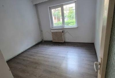 Apartament cu 2 camere decomandat în Alexandru cel Bun