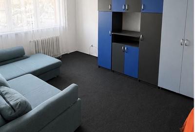 Apartament cu 2 camere decomandat în Cetate