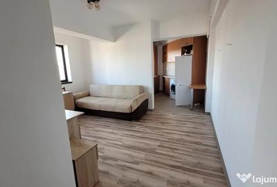 Garsonieră semidecomandată în Central