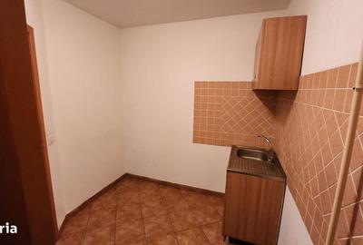 Apartament cu 2 camere semidecomandat în Gara de Nord - 3