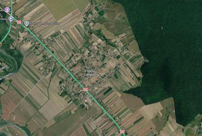Casă cu 4 camere cu Teren 3700 Mp în Vârfu Câmpului