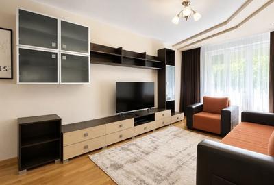Apartament cu 3 camere semidecomandat în Rogerius - 1