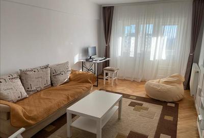 Apartament cu 2 camere semidecomandat, mobilat în Zorilor
