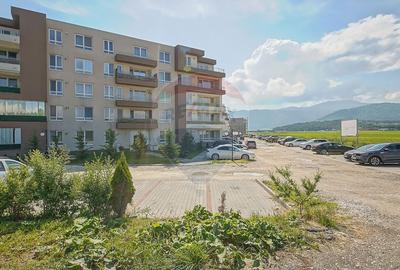 Penthouse cu 3 camere decomandat, mobilat în Cristian - 34