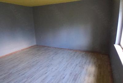 Casă cu 3 camere cu Teren 1500 Mp în Central - 6