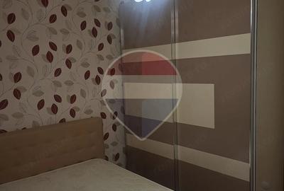 Apartament cu 2 camere semidecomandat în Baza 3