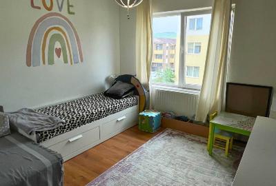 Apartament cu 3 camere semidecomandat în Florești - 5