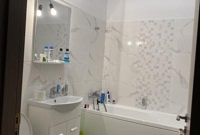 Apartament cu 2 camere în Păcii