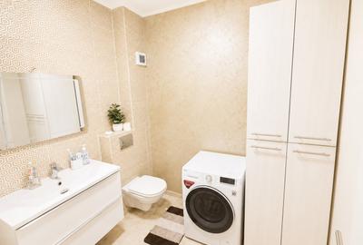 Apartament cu 4 camere decomandat, mobilat în Palazu Mare - 11