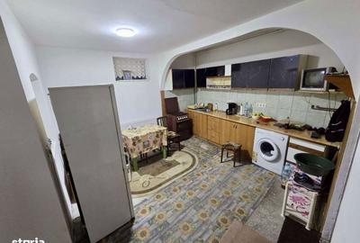Casă cu 2 camere cu Teren 100 Mp în Central - 3