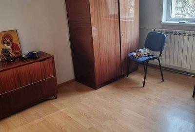 Apartament cu 3 camere decomandat în Nerva Traian - 5