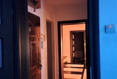 Apartament cu 3 camere semidecomandat în Tomis Nord - 3