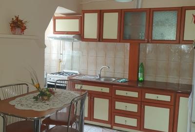 Apartament cu 2 camere decomandat în Central - 1