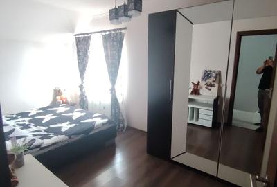 Casă cu 3 camere cu Teren 500 Mp în Vladimirescu
