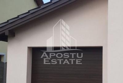 Casă cu 5 camere cu Teren 400 Mp în Parța