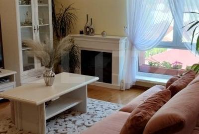 Apartament cu 3 camere decomandat, mobilat în Central