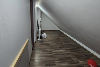 Apartament cu 4 camere decomandat în Sânandrei - 3