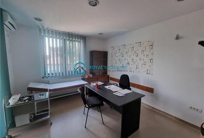 Birou, de 82 mp, în Central - 2