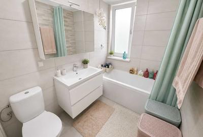 Apartament cu 3 camere decomandat în Nicolina - 2
