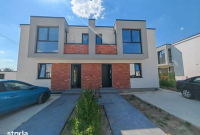 Casă cu 4 camere cu Teren 310 Mp în Tunari