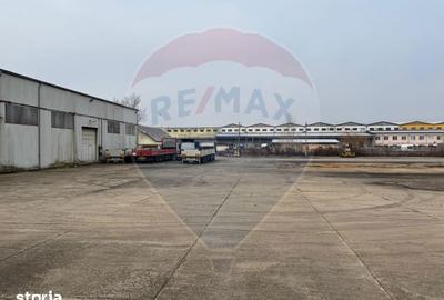 Spațiu comercial, de 2,800 mp, în Central - 12