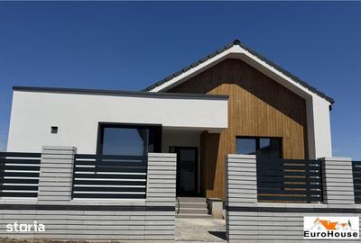 Casă cu 4 camere cu Teren 375 Mp în Cetate - 1