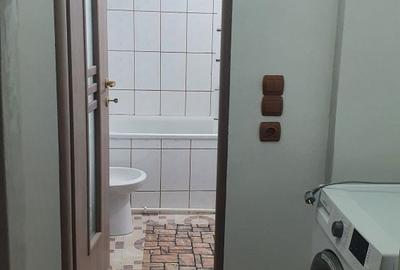 Apartament cu 2 camere decomandat în Hipodrom
