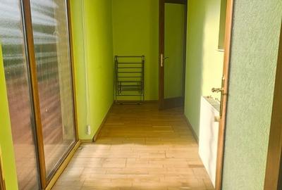Casă cu 5 camere cu Teren 1000 Mp în Central - 4