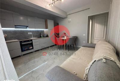 Apartament cu 3 camere decomandat în E3