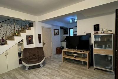 Casă individuală cu 4 camere cu Canalizare în Tunari