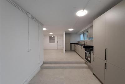 Apartament cu 2 camere semidecomandat, mobilat în Exterior Nord