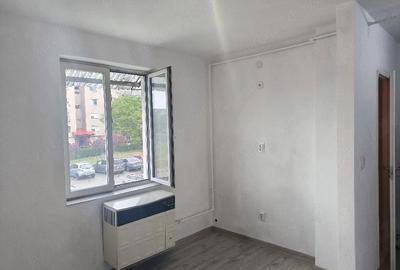 Garsonieră nedecomandată în Central - 2