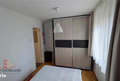 Apartament cu 2 camere decomandat în Semicentral