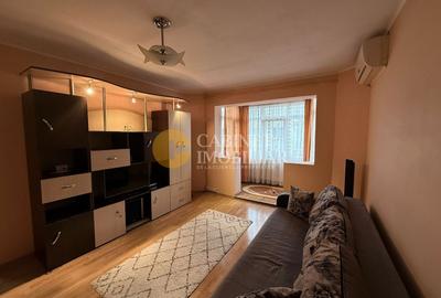 Apartament cu 3 camere semidecomandat, mobilat în Alexandru cel Bun