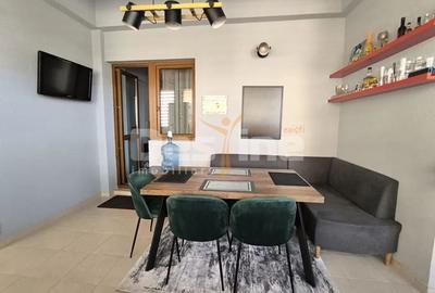 Apartament cu 3 camere decomandat, mobilat în Exterior Vest