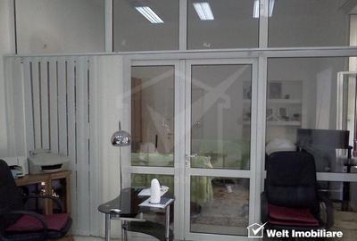 Apartament cu 3 camere semidecomandat în Central - 3