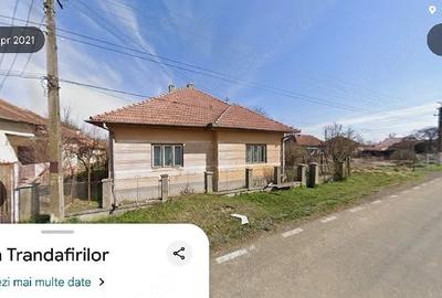 Casă cu Teren 1000 Mp în Dobra