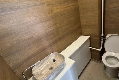 Spațiu comercial, de 104 mp, în Central - 2