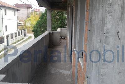 Casă individuală cu 4 camere cu Canalizare în Sud - 11
