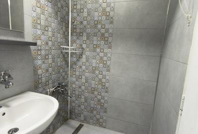 Apartament cu 2 camere decomandat în Micro 14 - 1