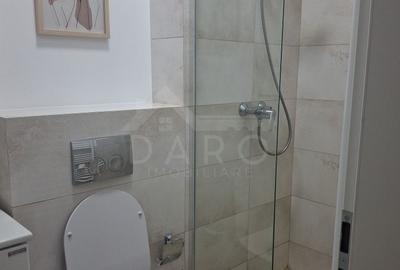 Apartament cu 2 camere, mobilat în Central