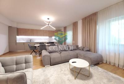 Apartament cu 4 camere semidecomandat în Herăstrău