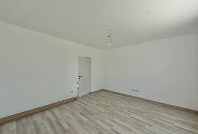 Casă individuală cu 3 camere cu Teren 480 Mp în Utvin - 4