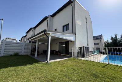Casă cu 5 camere cu Canalizare în Pipera