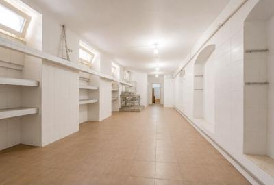 Spațiu comercial, de 169 mp, în Boul Roșu