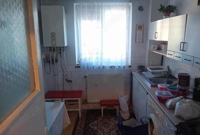 Apartament cu 3 camere decomandat în Mărăței - 2