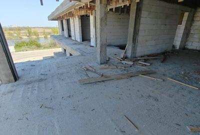 Duplex cu 10 camere cu Canalizare în Năvodari - 2