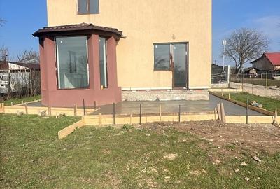 Casă cu 4 camere cu Teren 440 Mp în Tunari