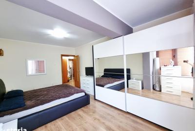 Apartament cu 3 camere decomandat, mobilat în Central