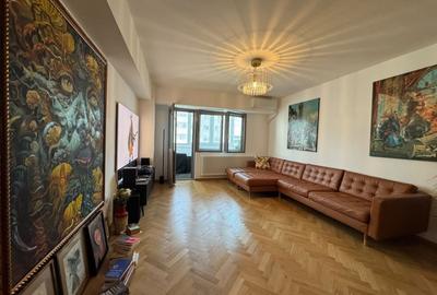 Apartament cu 3 camere semidecomandat, mobilat în Titulescu